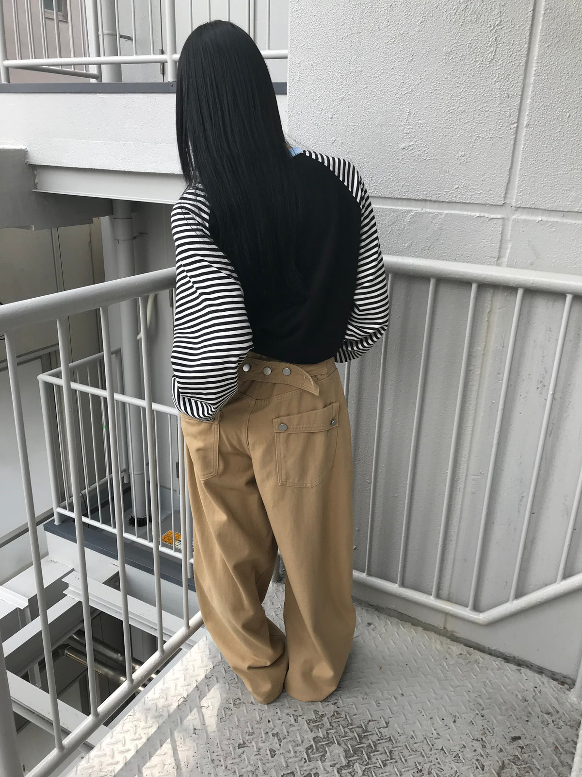 star patch border long tee