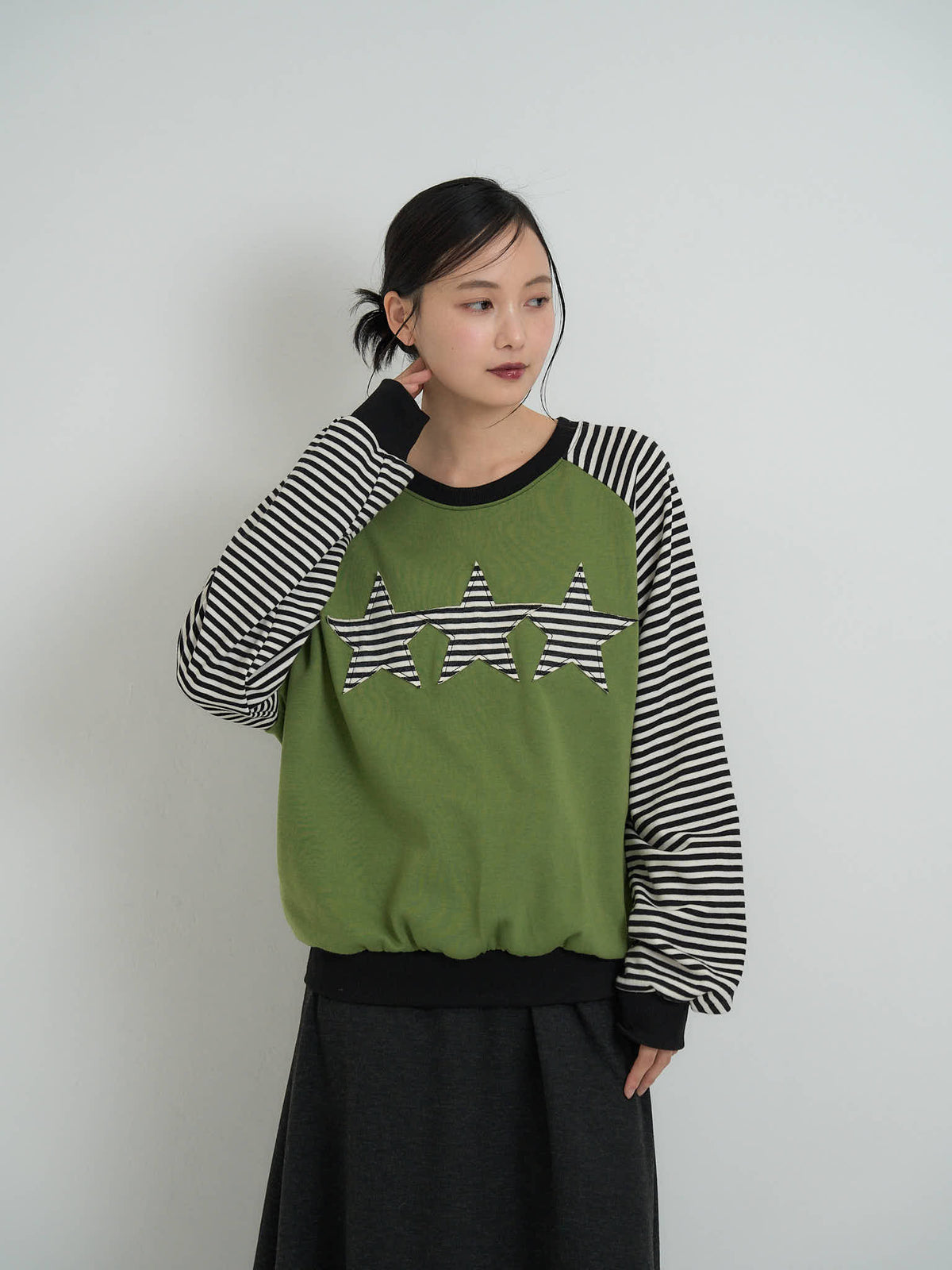 star patch border long tee