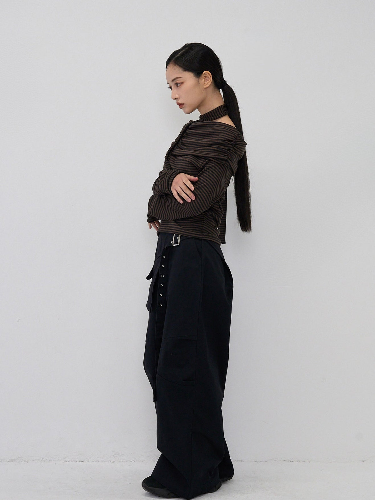 border offshoulder scarf tops
